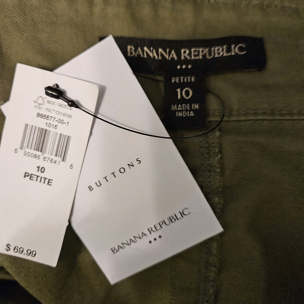 Banana Republic NWT Army Green 10 Petite - Picture 5 of 7